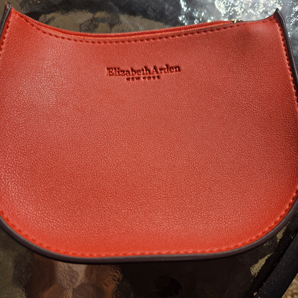 Elizabeth Arden Vibrant Red Makeup Bag